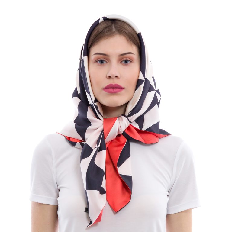 Silk scarf Un Japonais en Grèce: August | MANTILITY Double 90x90cm